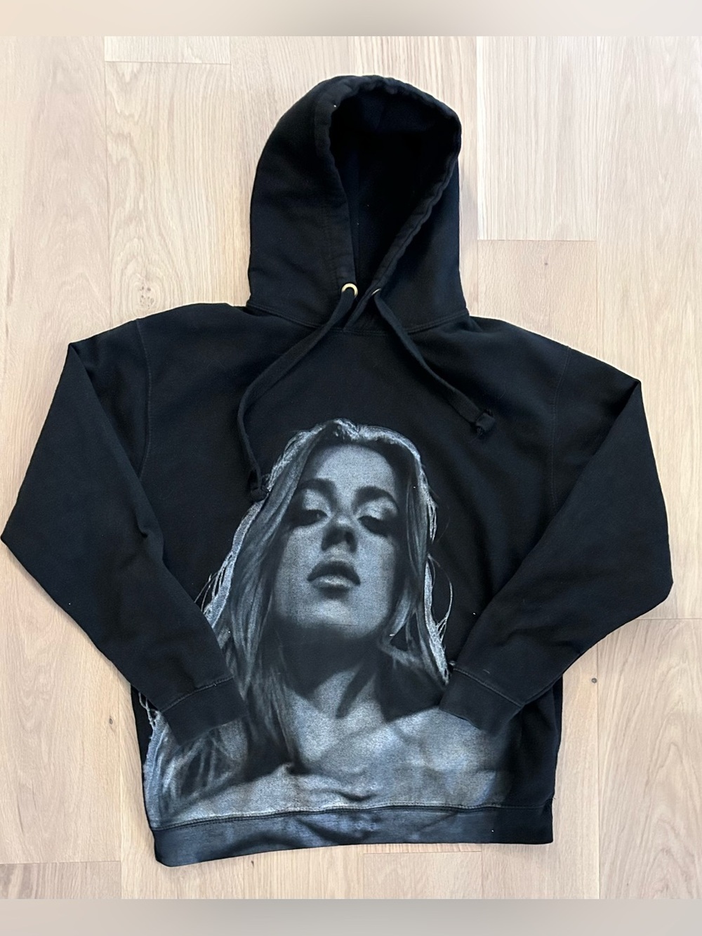Tate McRae Miss Possessive Tour 2025 Official Merchandise Hooded Sweatshirt